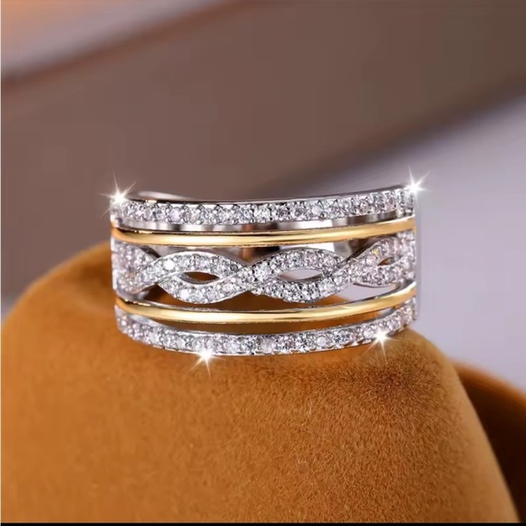 Anthropologie Jewelry - Wedding bridal zircon Dazzling Gold and Silver Women's Ring